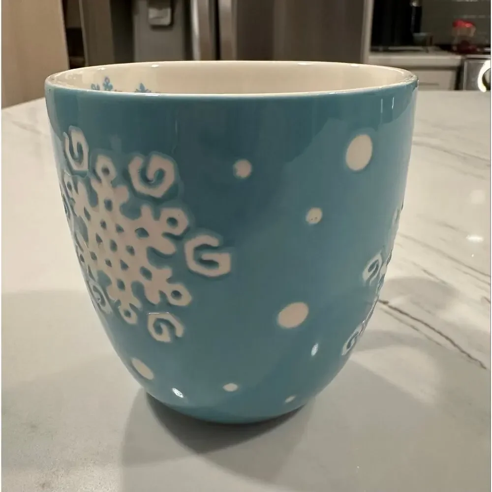 Starbucks Holiday 2007 Blue Snowflake Mug 16 oz 473 mL Winter Christmas